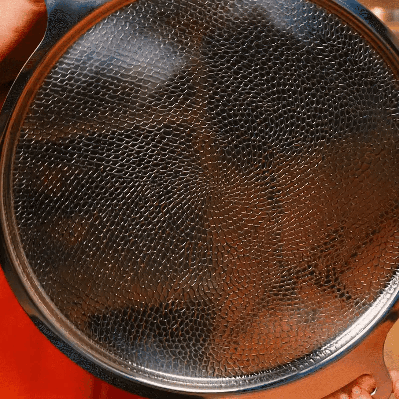 Titanium Hammered Pizza Steel